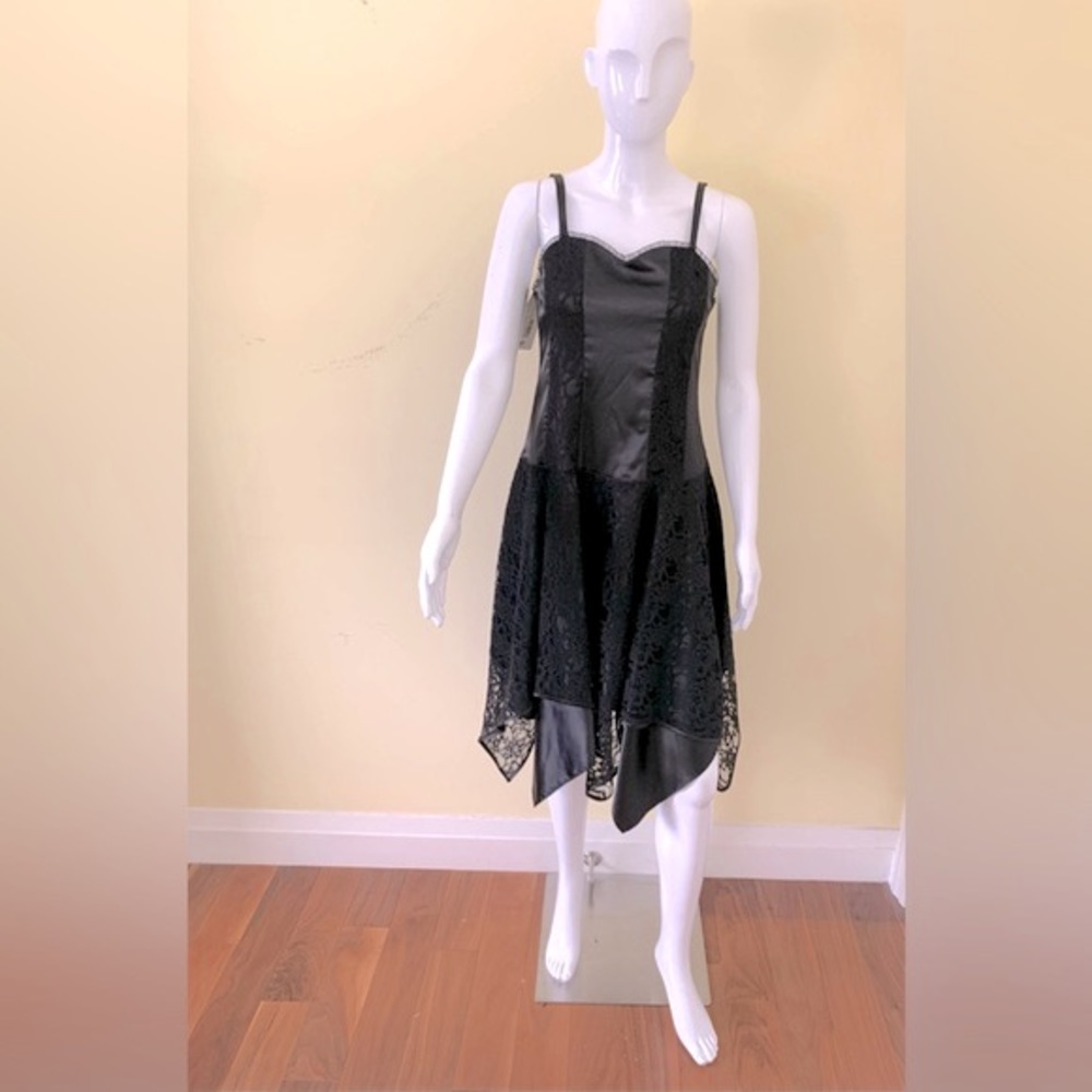 Laughing Vampire gothic satin & floral lace prom dress deadstock 90’s vintage M